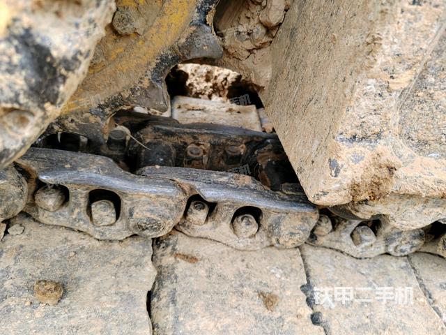 右側履帶整體（行走機構）