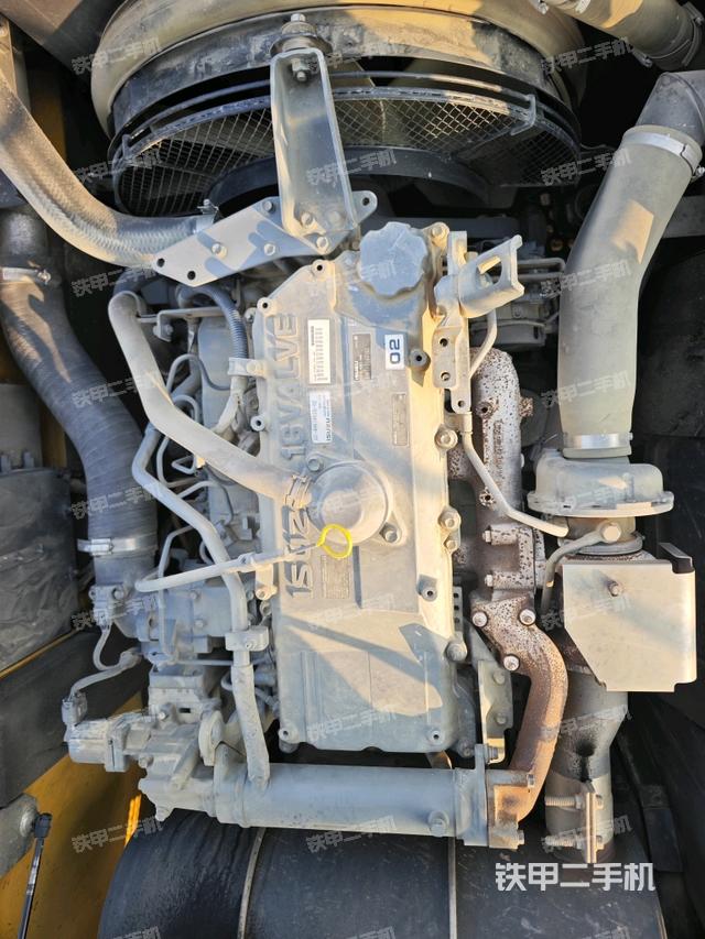 發(fā)動(dòng)機(jī)室（上車部件）