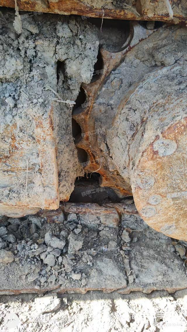 單側(cè)履帶整體（整機外觀）