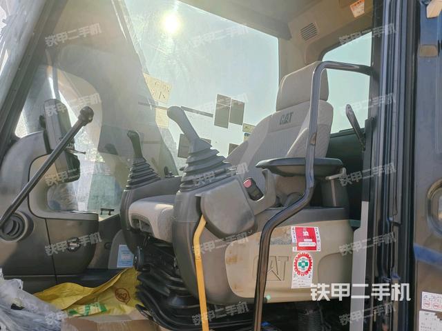 駕駛室正側(cè)（駕駛室部分）