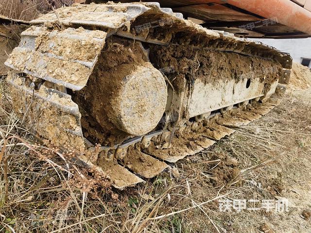 單側(cè)履帶整體（整機(jī)外觀）