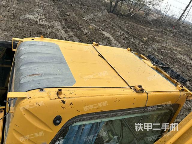 駕駛室頂部（整機(jī)外觀）