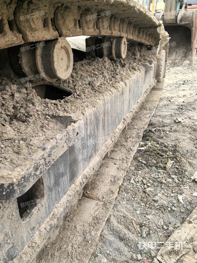 右側(cè)履帶整體（行走機構(gòu)）