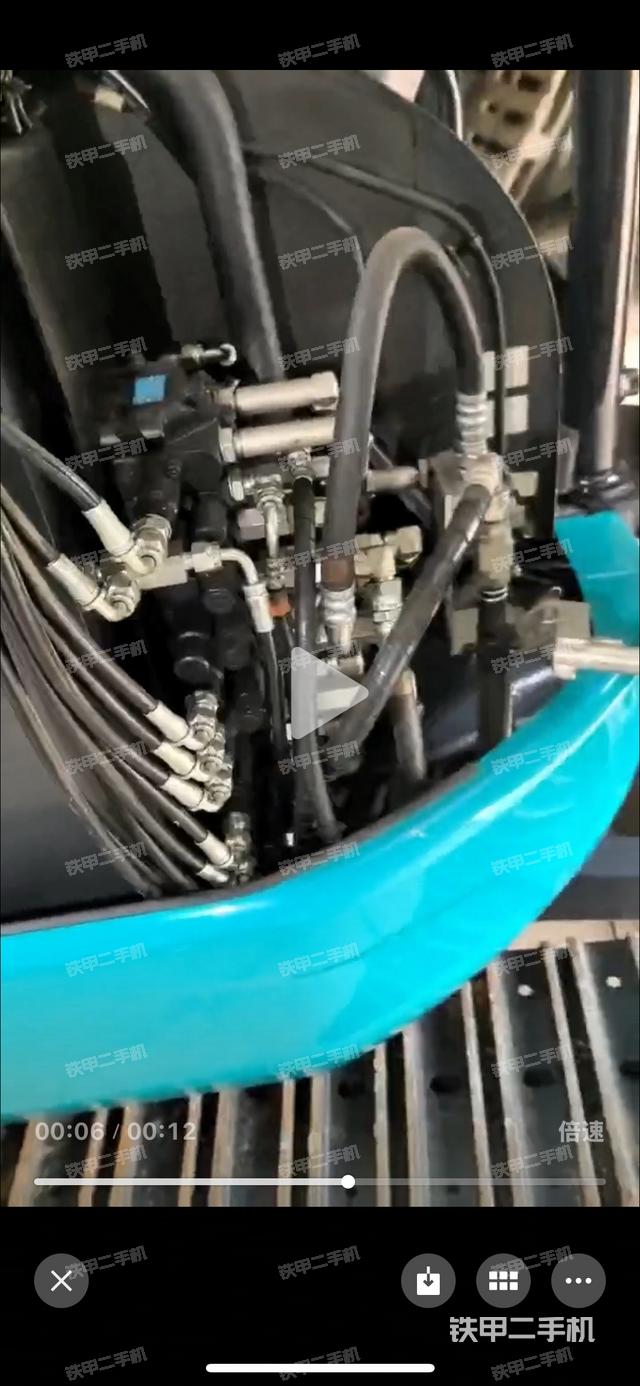 回转马达和主控阀（整机外观）