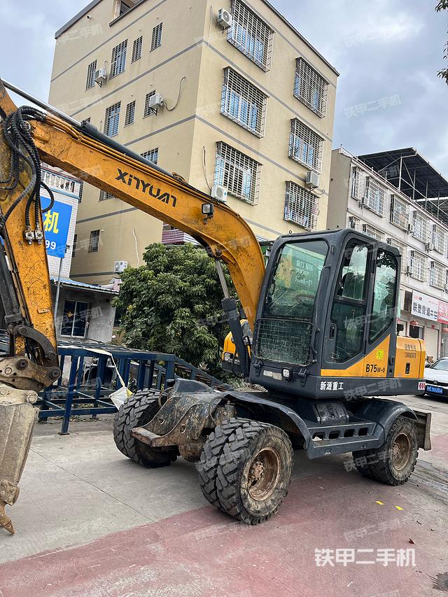 整机右后45°（整机外观）