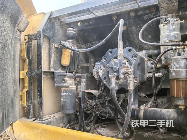 液壓泵室（大件艙室）