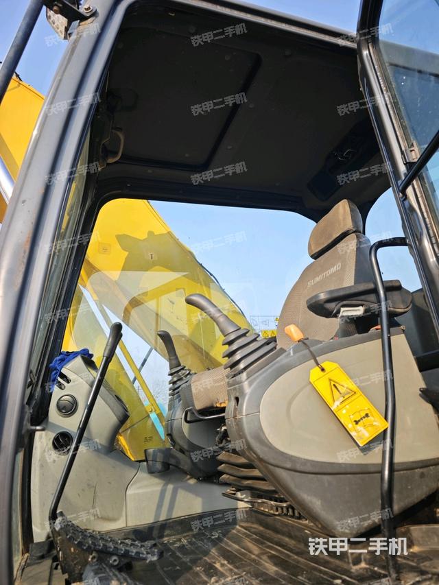 座椅后部（駕駛室部分）