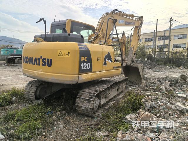 右后45(整機外觀) 右后45(整機外觀)