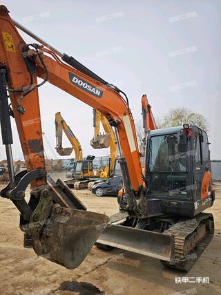 斗山DX60E-9CN挖掘機(jī)