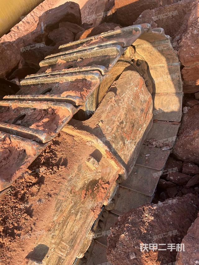 左側(cè)行走馬達(dá)蓋板（行走機(jī)構(gòu)）