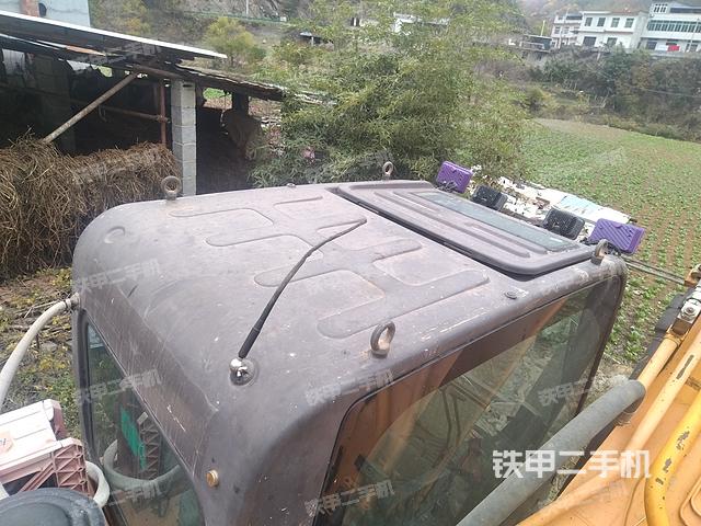 駕駛室頂部（整機(jī)外觀）