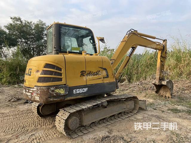 整机右后45°（整机外观）