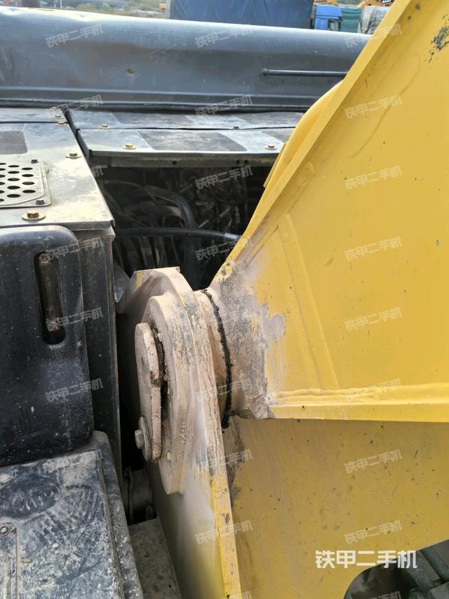 大臂根部?斜視（工作和回轉(zhuǎn)裝置）