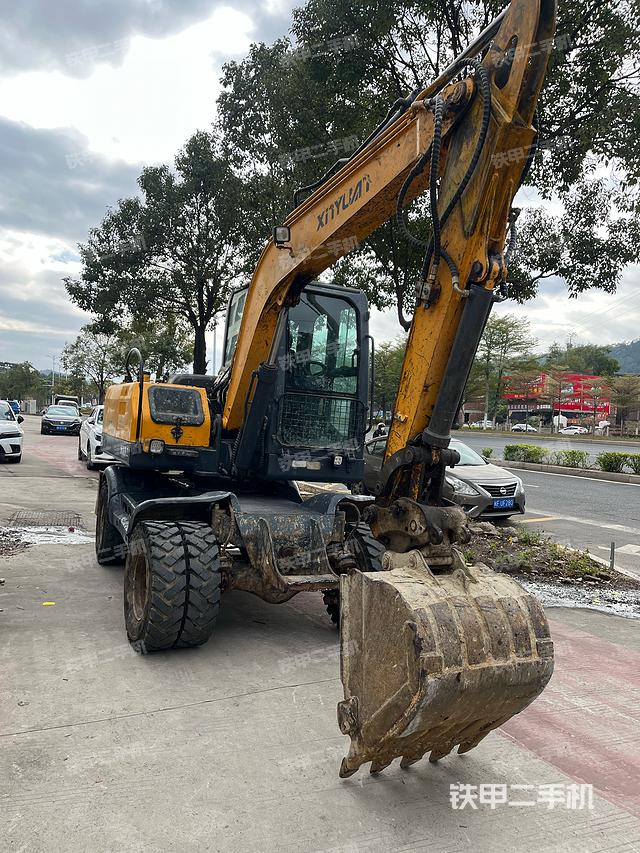 新源XYB75W-9挖掘机