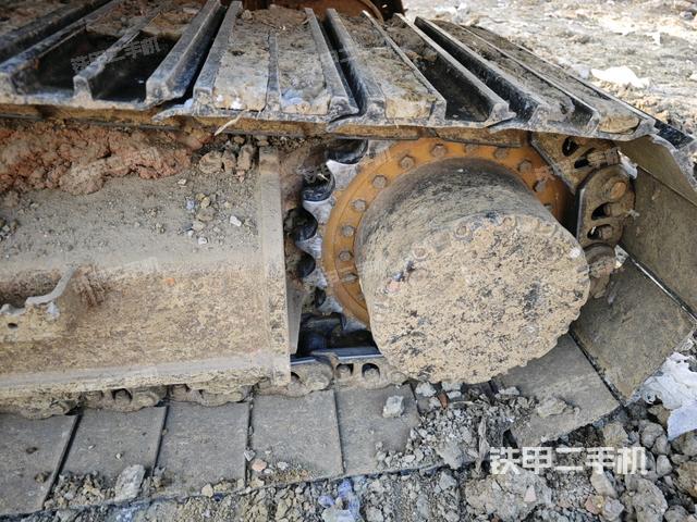 右驅(qū)動(dòng)輪（行走機(jī)構(gòu)）