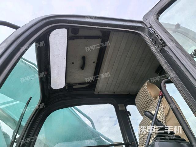 頂棚整體（駕駛室部分）