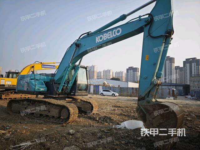 右后45(整機外觀) 右后45(整機外觀)