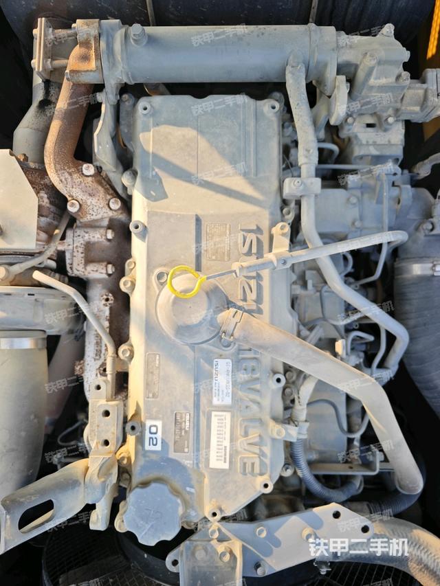 氣門室蓋螺絲特寫（上車部件）