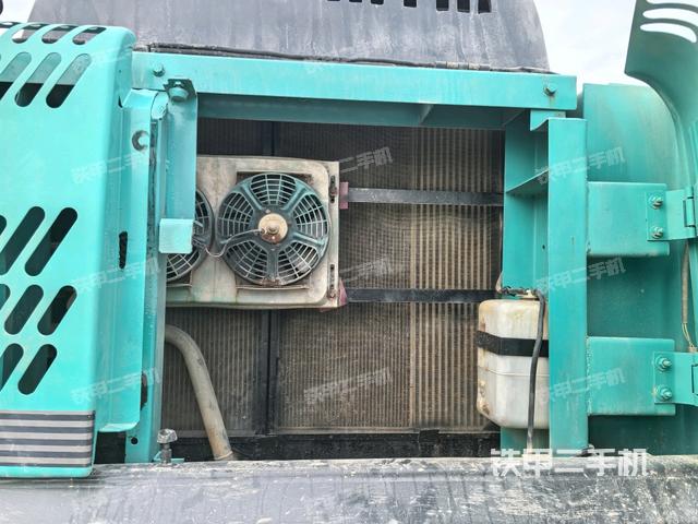 散熱器正面（大件艙室）