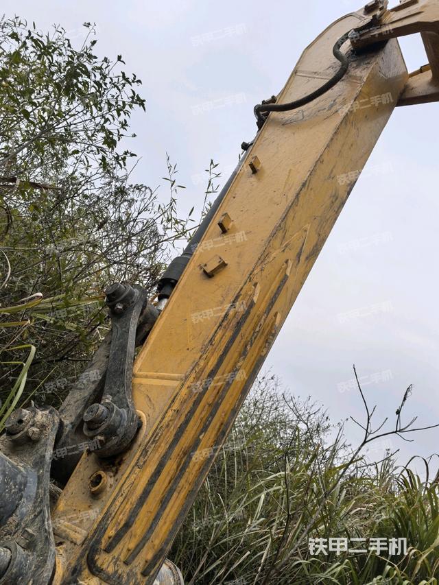 小臂整體左后（工作和回轉(zhuǎn)裝置）