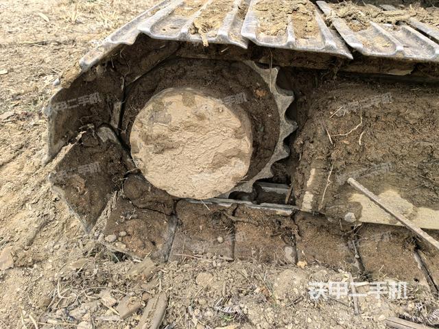 左驅(qū)動(dòng)輪（行走機(jī)構(gòu)）