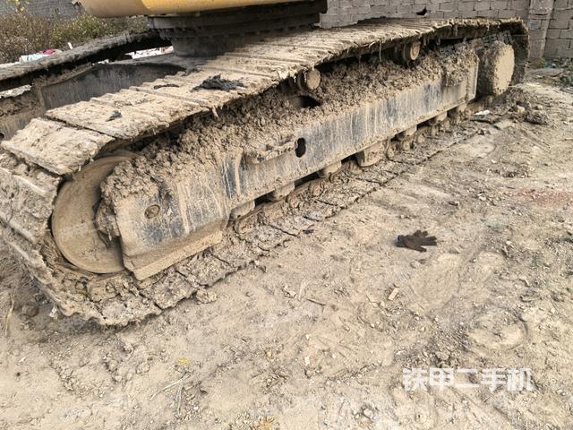 左側(cè)履帶整體?（行走機(jī)構(gòu)）