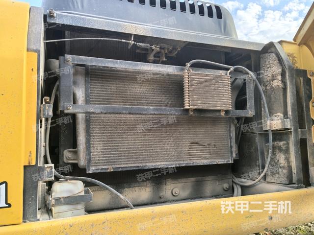 散熱器正面（大件艙室）