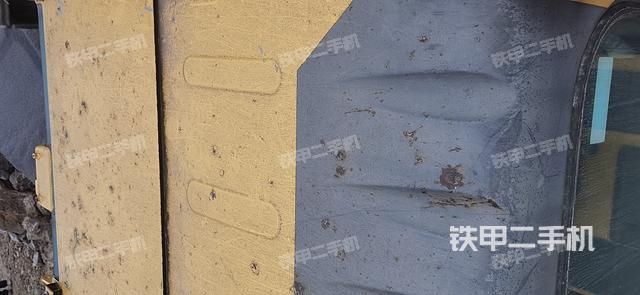 駕駛室頂部（整機(jī)外觀）