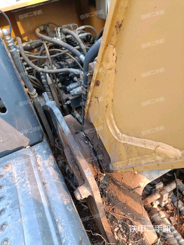 大臂根部?斜視（工作和回轉(zhuǎn)裝置）