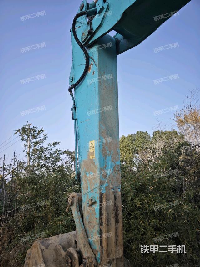 大臂整體?右側(cè)(工作和回轉(zhuǎn)裝置) 大臂整體?右側(cè)(工作和回轉(zhuǎn)裝置)