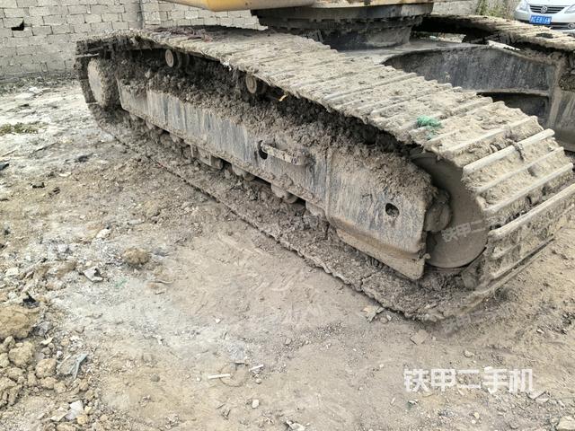 右側(cè)行走馬達(dá)蓋板（行走機(jī)構(gòu)）