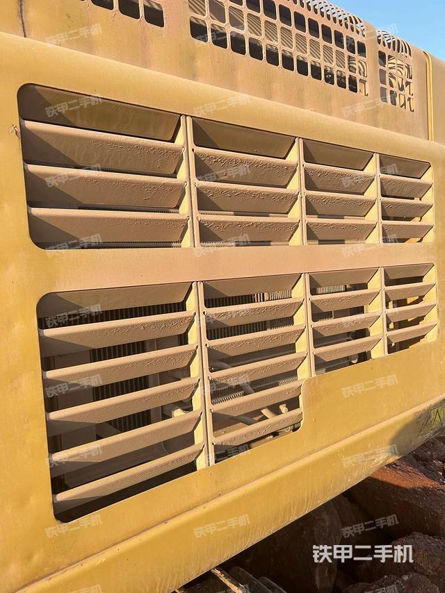 散熱器正面（大件艙室）