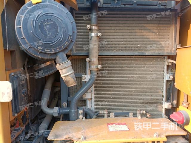 散熱器正面（大件艙室）