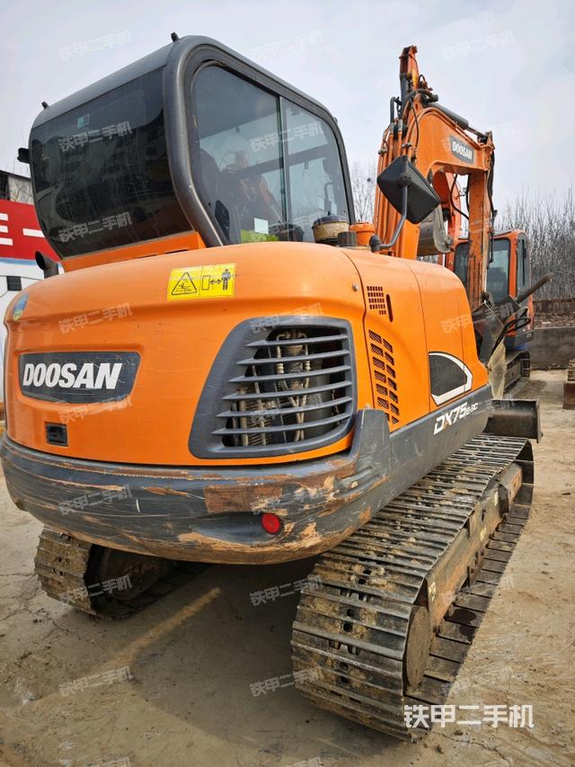 整機(jī)右后45°（整機(jī)外觀）