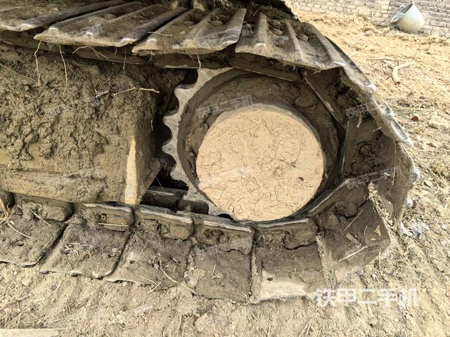 右驅(qū)動(dòng)輪（行走機(jī)構(gòu)）