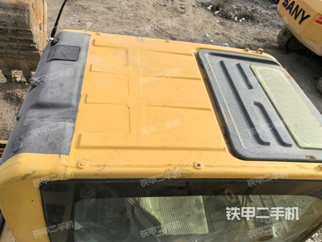 駕駛室頂部俯視(上車部件) 駕駛室頂部俯視(上車部件)
