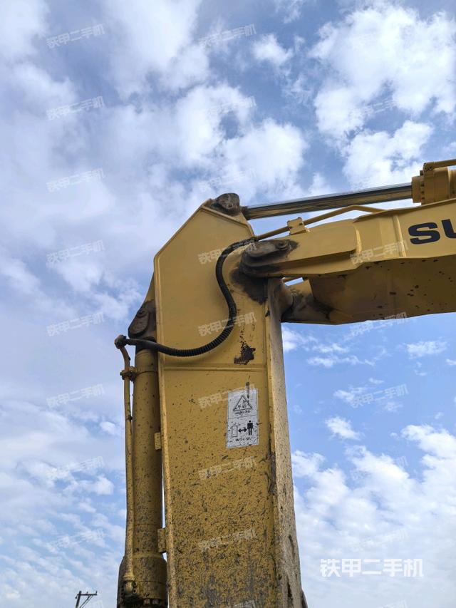 小臂整體左后（工作和回轉(zhuǎn)裝置）