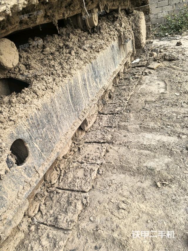 右側(cè)履帶整體（行走機(jī)構(gòu)）