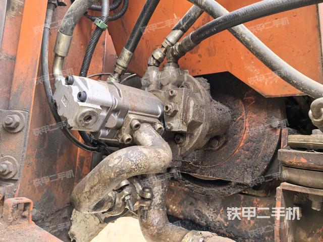 液壓泵室（大件艙室）