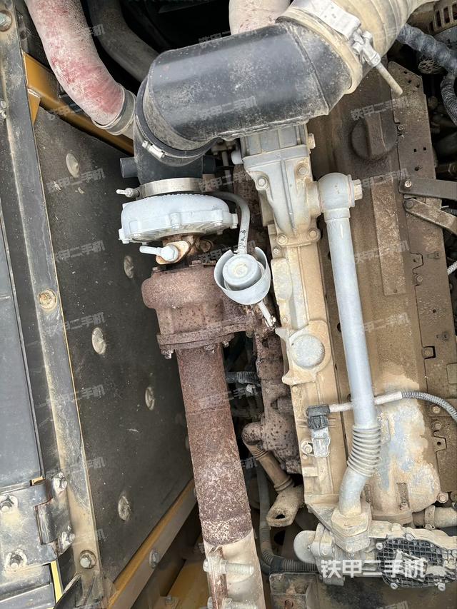 發(fā)動機(jī)整體俯視（整機(jī)外觀）