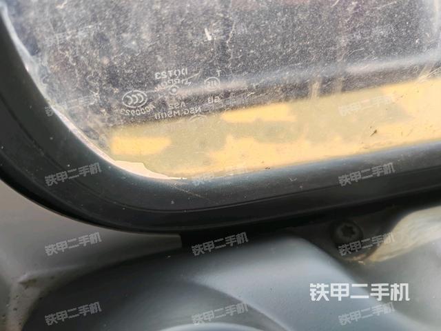 駕駛室左前45度（駕駛室部分）