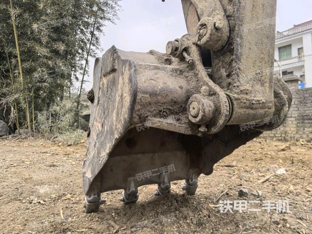 鏟斗45度（工作和回轉(zhuǎn)裝置）