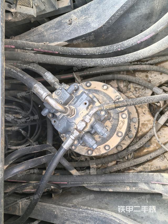 回轉(zhuǎn)馬達（上車部件）