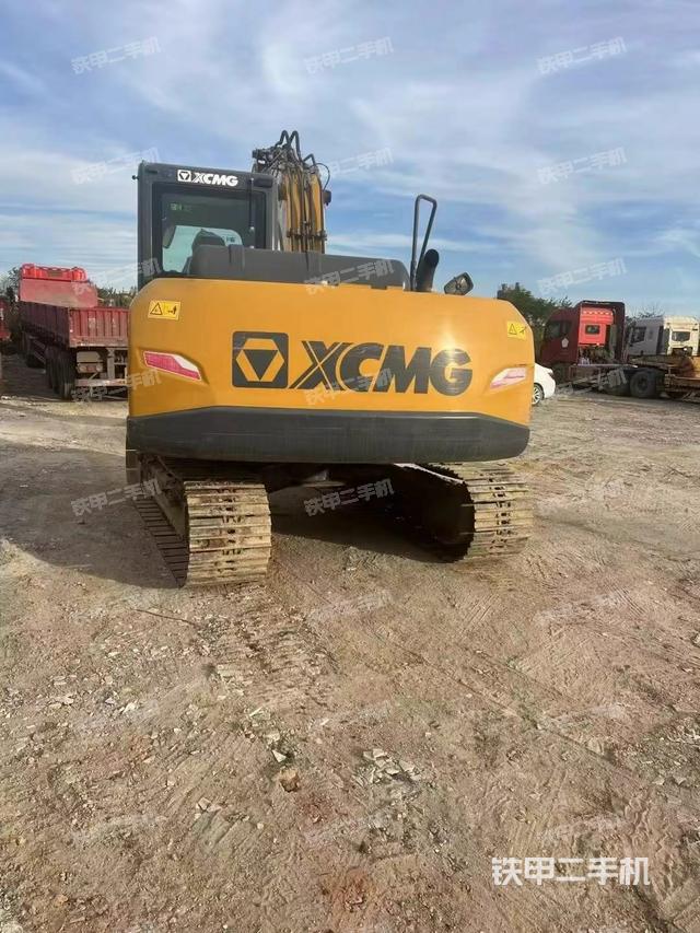 駕駛室頂部（整機(jī)外觀）