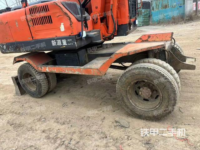 單側(cè)履帶整體（整機(jī)外觀）