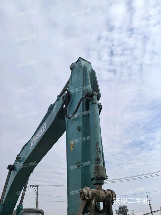 小臂整體右前（工作和回轉(zhuǎn)裝置）