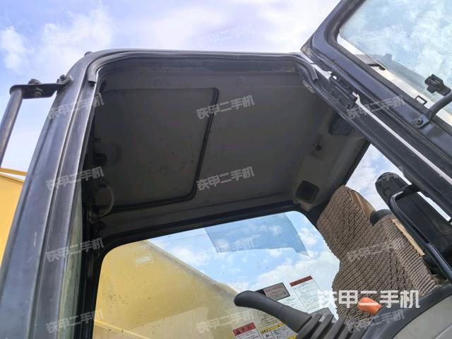 頂棚整體（駕駛室部分）