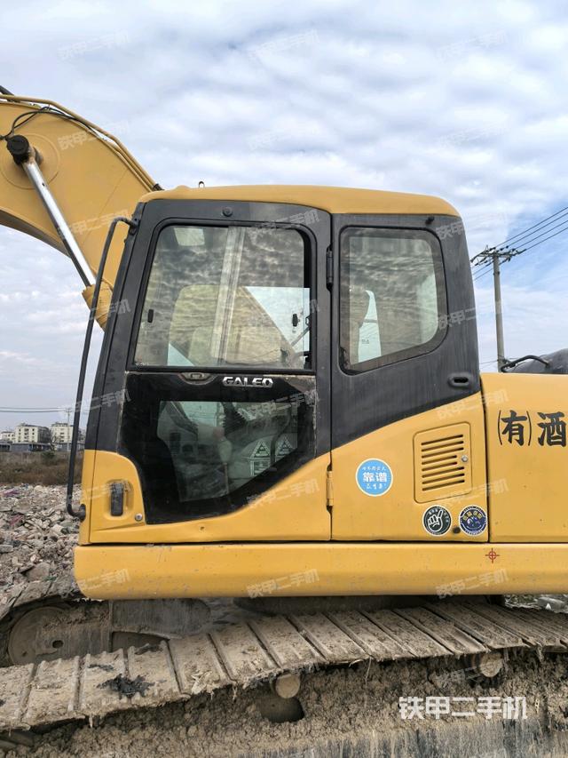 駕駛室正側(cè)（駕駛室部分）