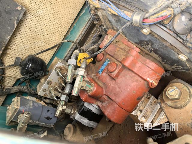 液壓泵室（大件艙室）