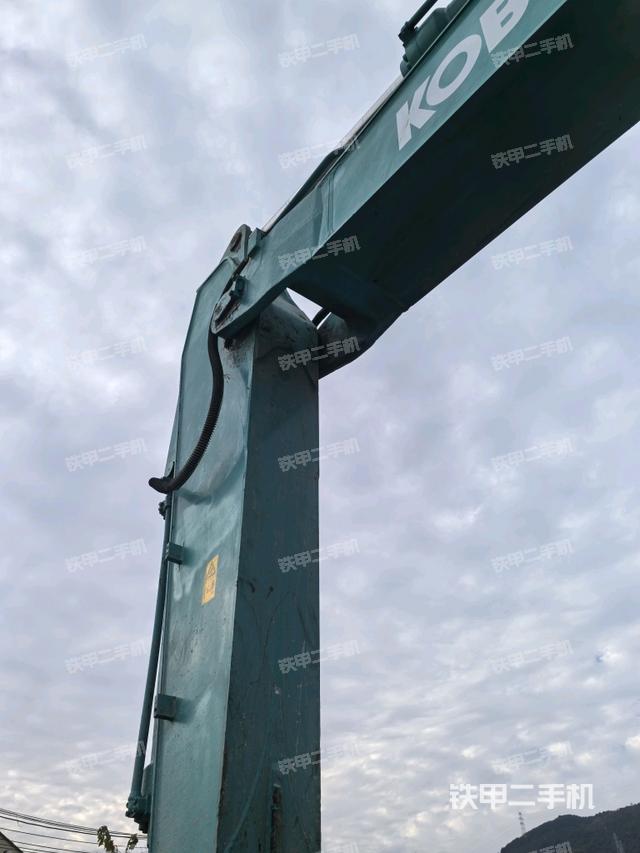 小臂整體左后（工作和回轉(zhuǎn)裝置）